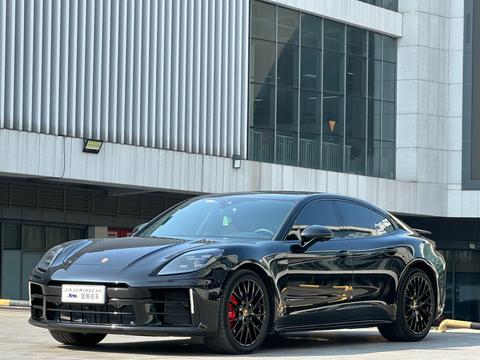 Porsche Panamera 2024