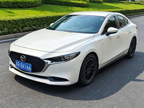 Mazda 3 Axela 2021