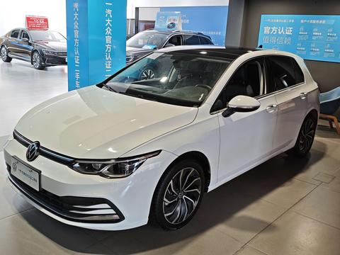 Volkswagen Golf 2024