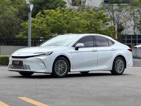 Toyota Camry 2024