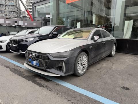 Audi A7L 2022