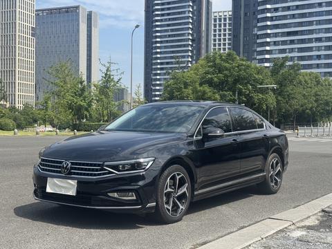 Volkswagen Magotan 2025