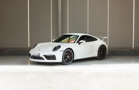 Porsche 911 2023