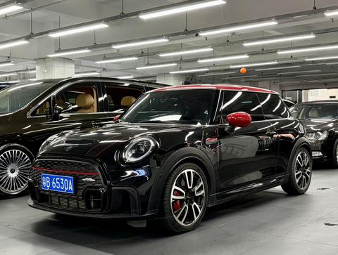 MINI JCW 2022