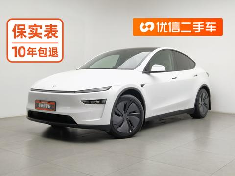 Tesla Model Y 2025