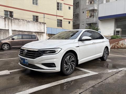 Volkswagen Sagitar 2022