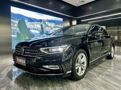 Volkswagen Magotan 2025