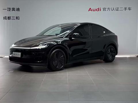 Tesla Model Y 2025
