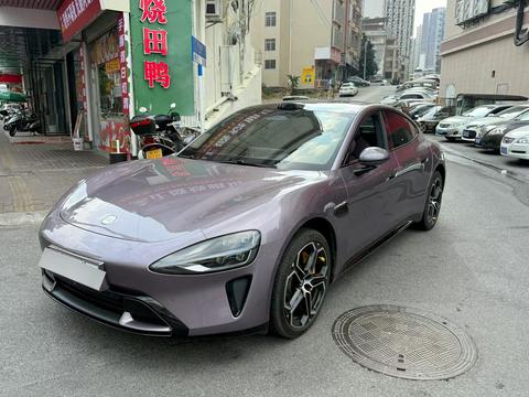 Xiaomi SU7 2024