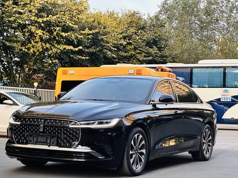Lincoln Z 2022