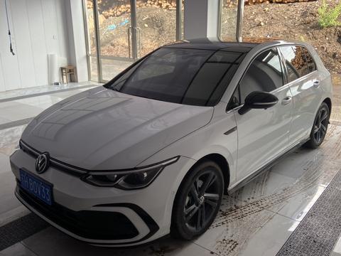 Volkswagen Golf 2021