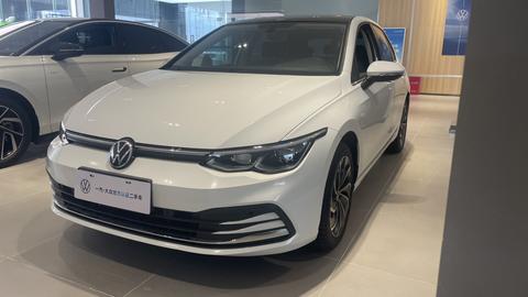 Volkswagen Golf 2024