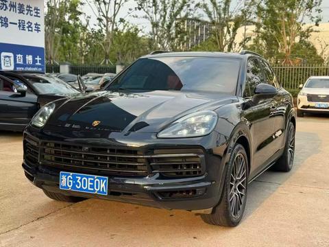 Porsche Cayenne 2022