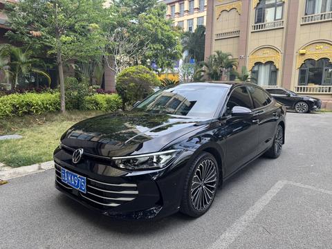 Volkswagen Passat 2025