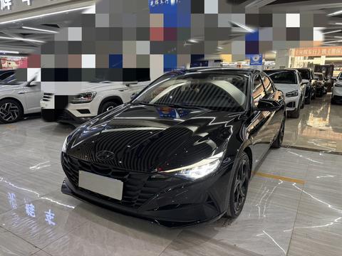 Hyundai Elantra 2022