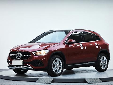Mercedes-Benz GLA 2020–2022
