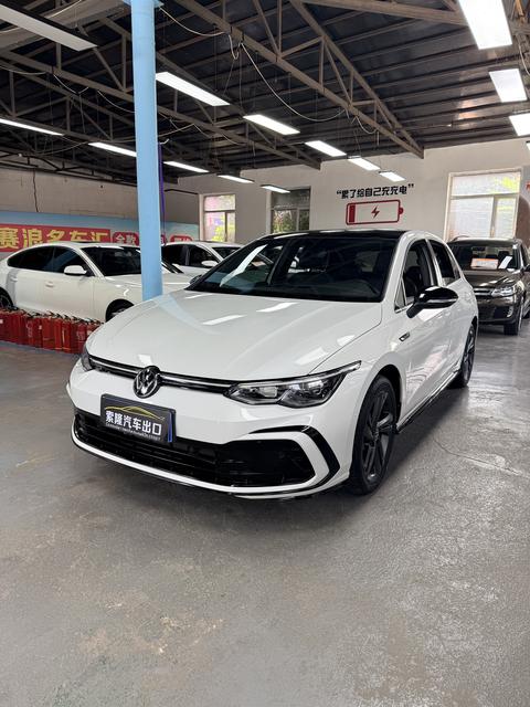 Volkswagen Golf 2023