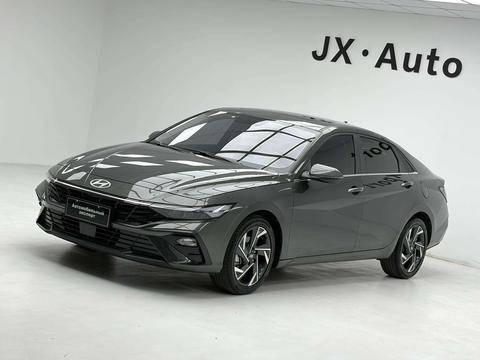 Hyundai Elantra 2023