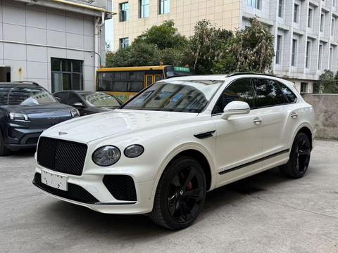 Bentley Bentayga 2021–2025