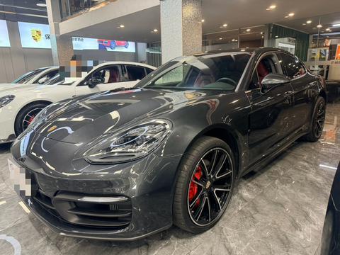 Porsche Panamera 2022