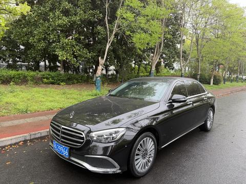 Mercedes-Benz E-Class 2022