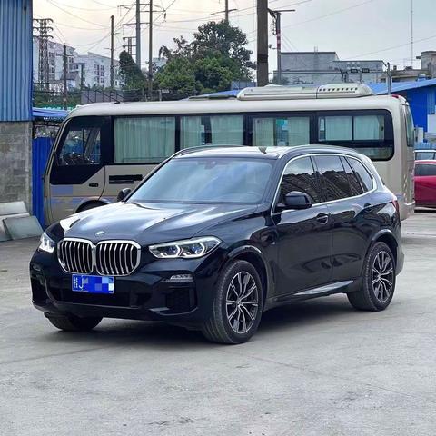 BMW X5 2021