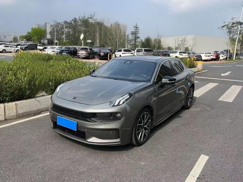 Lynk & Co 03 2022