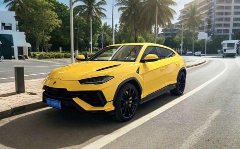 Lamborghini Urus 2023