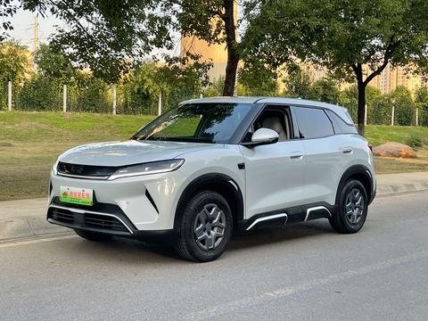 BYD Yuan UP 2025