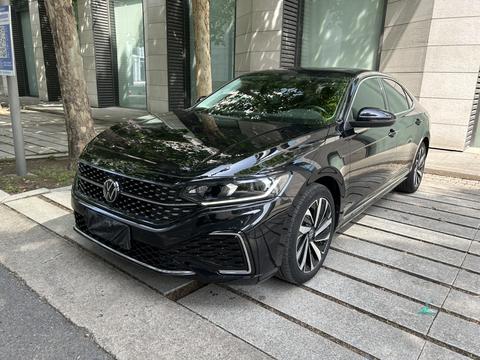 Volkswagen Passat 2023