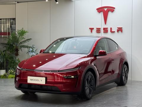 Tesla Model Y 2025