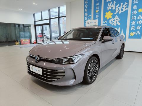 Volkswagen Passat 2025