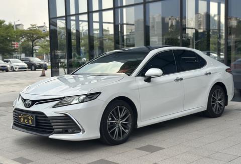 Toyota Camry 2021