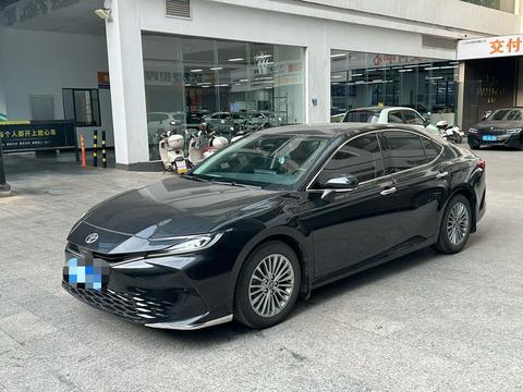 Toyota Camry 2024