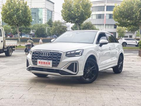 Audi Q2L 2024