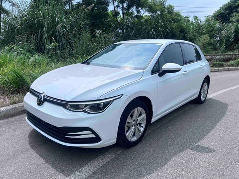 Volkswagen Golf 2021–2026