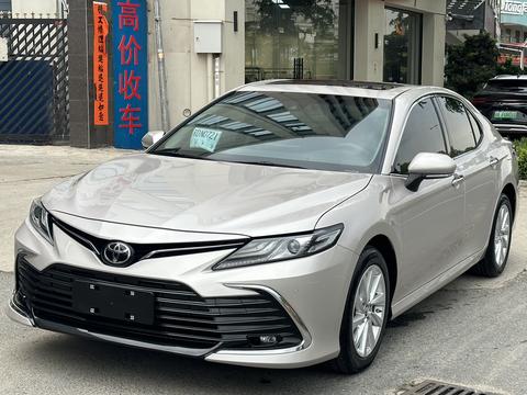 Toyota Camry 2021