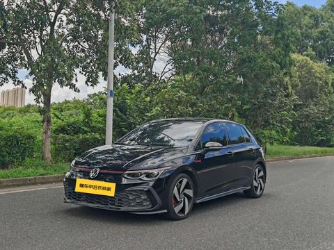 Volkswagen Golf GTI 2021