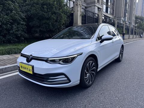 Volkswagen Golf 2024