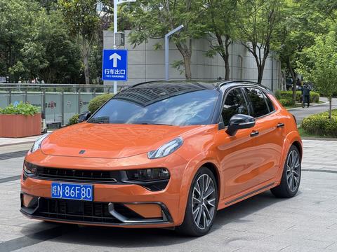 Lynk & Co 02 Hatchback 2021