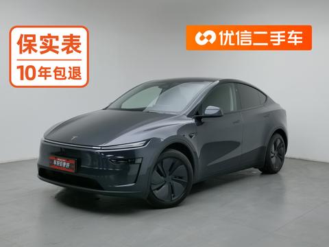 Tesla Model Y 2025