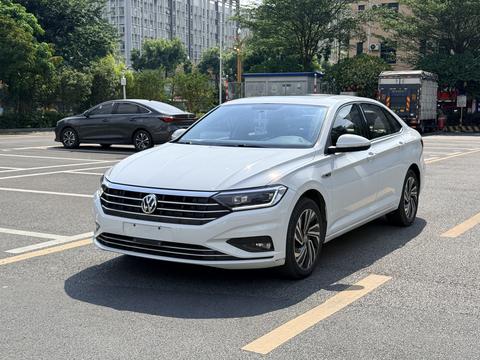 Volkswagen Sagitar 2021