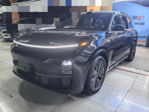 Li Auto L8 2025