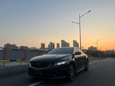 Geely Preface 2021