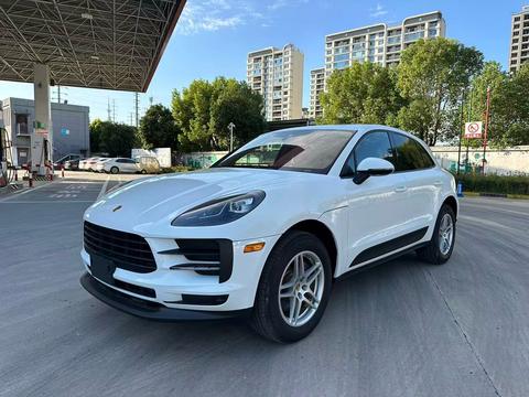 Porsche Macan 2021