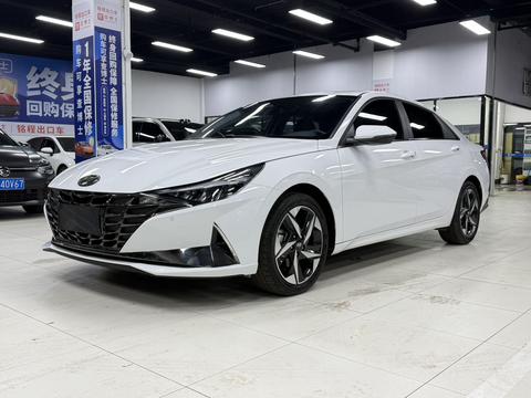 Hyundai Elantra 2022
