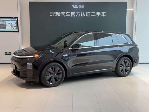 Li Auto L6 2025