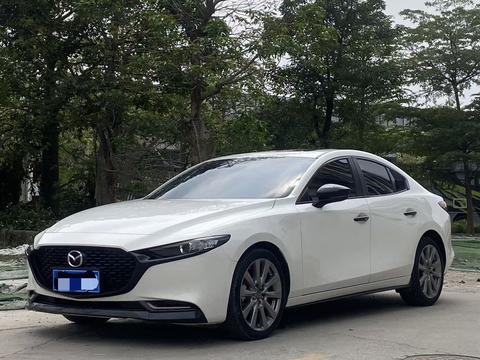 Mazda 3 Axela 2021