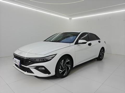 Hyundai Elantra 2023