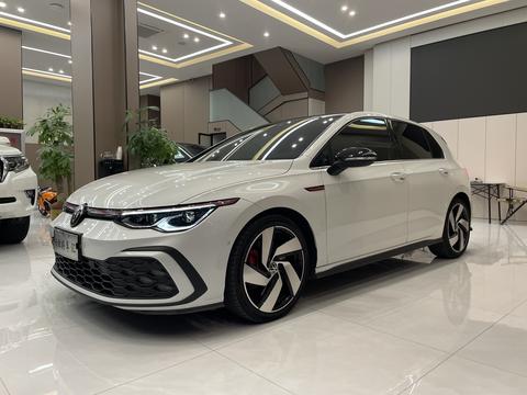 Volkswagen Golf GTI 2021